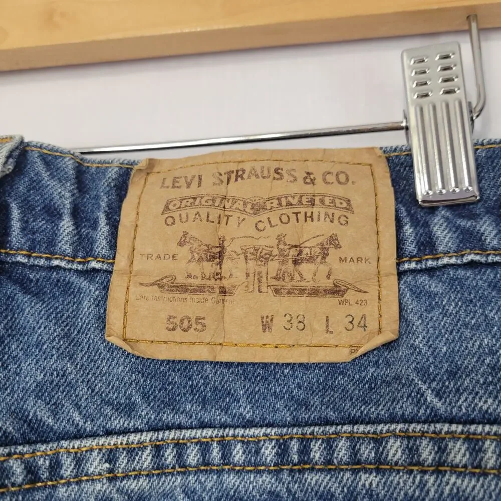 Vintage Levi's 505 Classic Straight Leg Orange Tab Jeans men's size 38x34, 1993